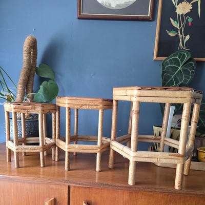 Vintage Bambus Sechseck Tische Nest Boho Tiki Podest Pflanzenständer Französisch