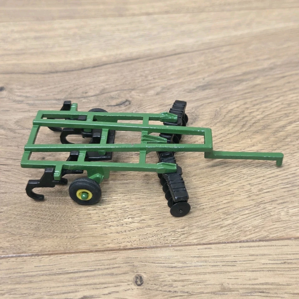 Lote de juguetes agrícolas ERTL de colección 1:64 remolques tractores tanque anhidro arado Foto 4 de 4