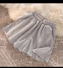 Women  s Gray Drawstring Shorts Size L