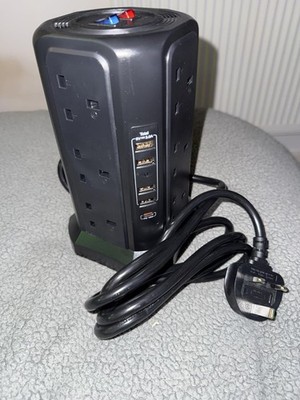 Tower Verlängerungskabel mit USB-Slots 1,8 m und 18 W USB C Schnellladegerät, 13A 3250...