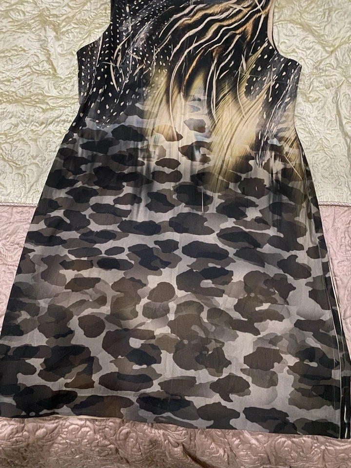 Vestido estampado animal talla 14 manga corta cremallera por Connected Apparel Foto 4 de 4