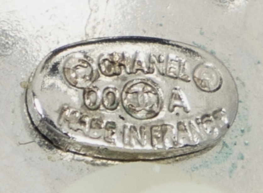 Chanel 00A Silver CC Round Resin Single Clip On E… - image 13