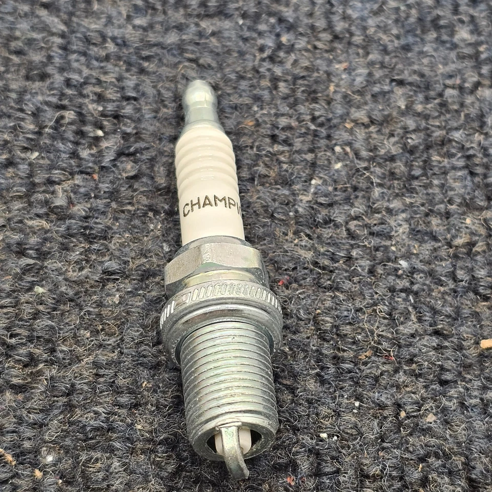 (Qty 3) Champion 71 RC12YC Copper Plus Spark Plug for 2017 Mitsubishi RVR - Image 3 of 4