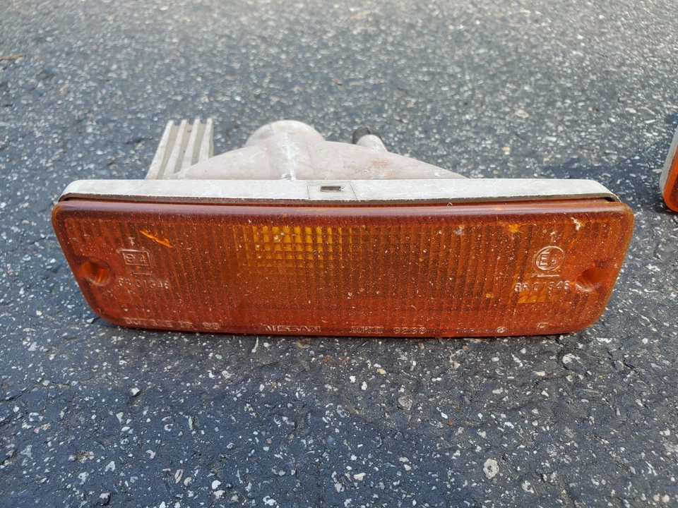 89-90 OEM Nissan 240sx S13 Pasajero y Conductor Luces intermitentes delanteras Pignose Foto 4 de 4