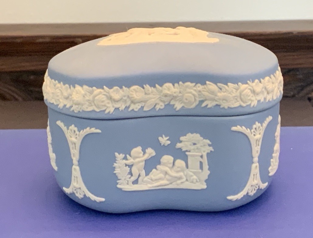 Vintage Antique Wedgwood Blue Jasperware Trinket Box. Great Piece of Wedgwood.