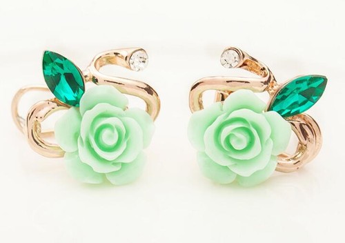 Encantadores Pendientes Blanco Verde Rosa Lindos Pequeños Flor Rosa Regalo de Moda - Imagen 8 de 10