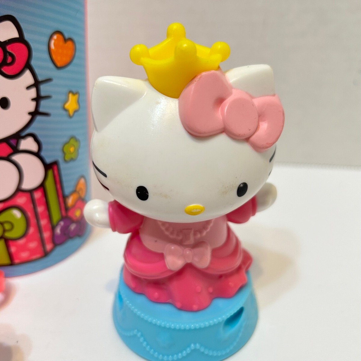 Sanrio Hello Kitty Mixed Lot of 4 One Cup Plush Clip Lock