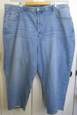 NWT Torrid Mom Jeans Capri Womens Size 30 52x23 Button Fly Stretch 50-33602