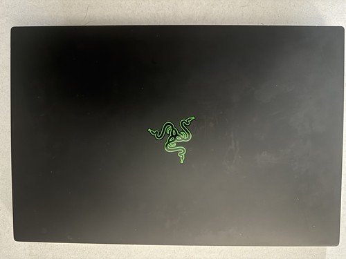 Razer Blade15.6in. 144Hz Intel i7-8750h NVIDIA RTX 2070 512GB SSD Laptop - Black
