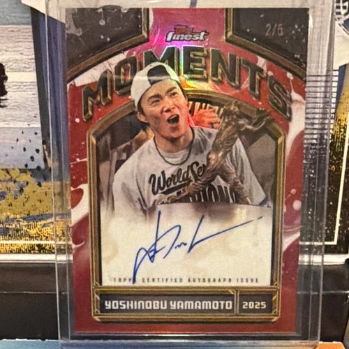 2026 Topps Finest Yoshinobu Yamamoto Base (RAW)