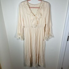 Retro/vintage Ivory Ruffle Lace V Neck Maxi Dress - Size Medium