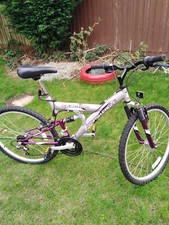 Bicycle by British Eagle almost brand new with special suspension