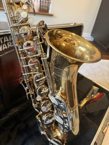 Bundy II USA Tenor Saxophone with Case - USED