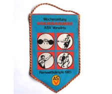 NRD ASV Vorwärts NVA - Sportowy stół- Flaga Proporczyk Tygodnik Armia Ludowa 1985