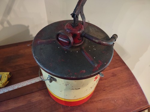 Shell 35 Pound Grease Keg W/Pump Rat Rod - Picture 16 of 17