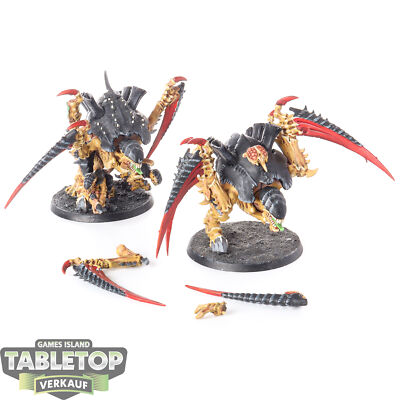 Tyraniden - 2 x Carnifex Brood - bemalt