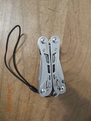 Gerber Plier Multi Tool Retractable Stainless Steel KNIFE