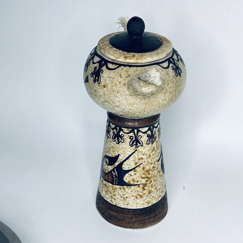 Ancient Style Oil Lamp Double Burner Vintage Stoneware 19cm Mediterranean Decor - Image 4 of 4