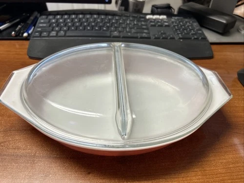 Vintage Pyrex Pink Daisy Oval Divided Casserole Dish 1.5 Qt w/Divided Lid 945-C