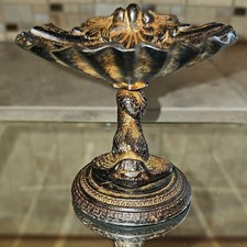 Metal Nautical Shell Pedestal soap dish w/ Do...