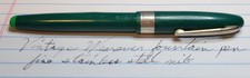 Penna stilografica Wearever vintage verde con bordo dorato - anni '50 - pennino XF/F - USA