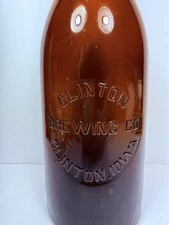 Pre-Pro Clinton Brewing Co. Iowa Amber Half Gallon Picnic Beer Blob Bottle