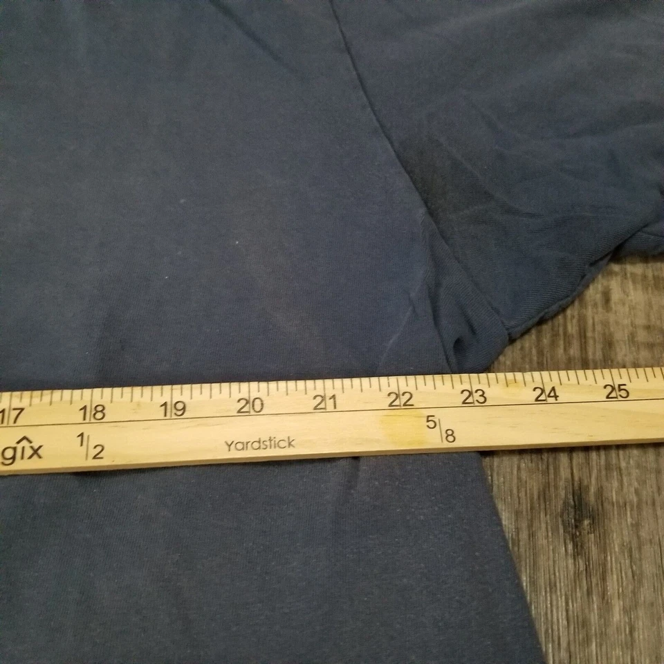 Camiseta Vintage Academia Naval dos EUA Azul Marinho Masculina Tamanho XL Desbotada Descolorida - Imagem 4 de 4