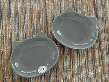 Park Life Designs Grey Milo Ceramic Cat Feeding Bowl Dish 5.25”x4”x1.25” Lot=2