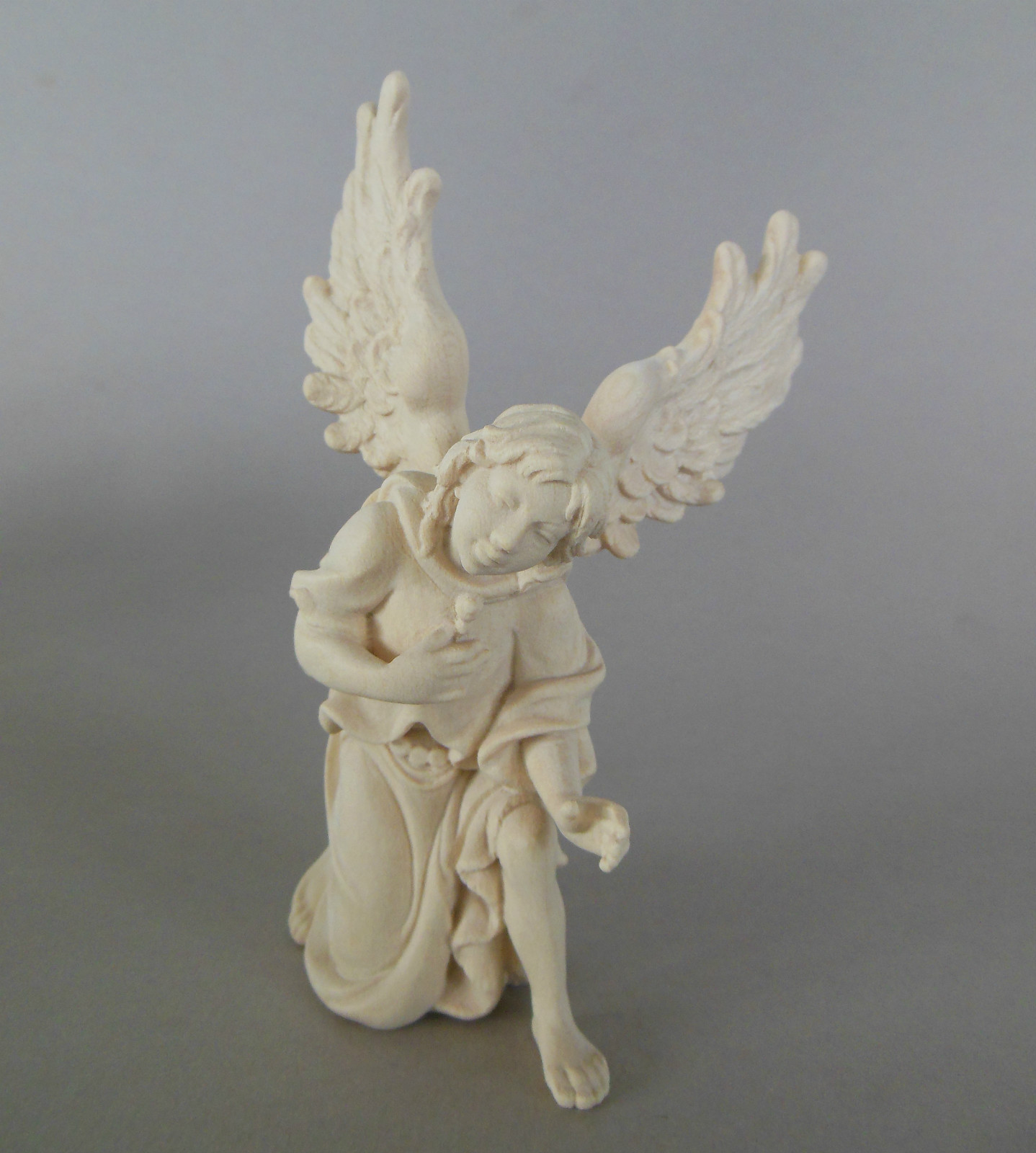 Verkündigungsengel Engel kniend für Krippenfiguren Größe 13cm - 14cm Holz natur