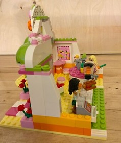 Lego Friends Heartlake Juice Bar 41035 - 100% complete! w/bonus extra minifig