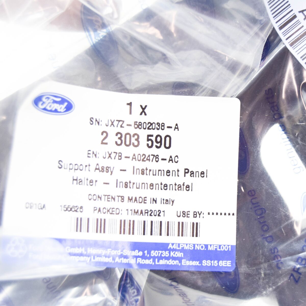 Ford Focus MK4 Armaturenbrettverstärkung oben rechts 2303590 Ford Focus MK4 Armaturenbrettverstärkung oben rechts 2303590