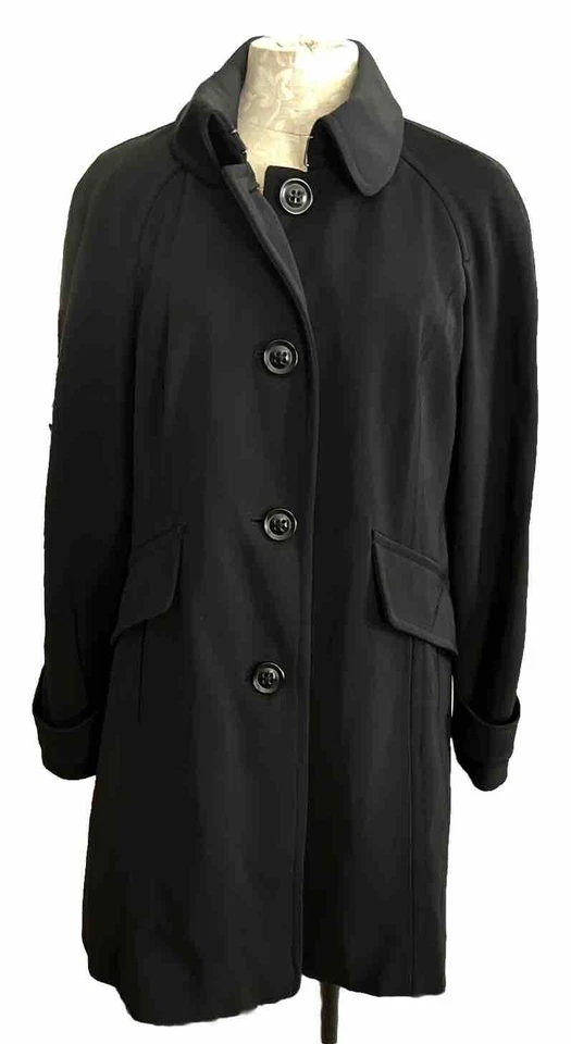 Usado en excelente estado! Gabardina London Fog impermeable negro de un solo pecho, para mujer talla MEDIANA Foto 2 de 4