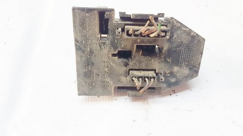 Volkswagen Passat 1993 Tailight Bulb Holder (Lamp Carrier) 3339452 #893722-54