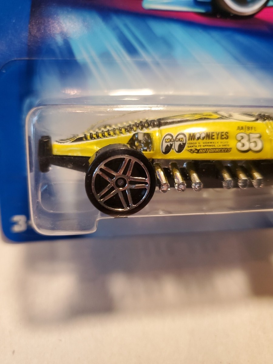 2003 Hot Wheels Alt Terrain 7/10 Lakester Yellow PR5