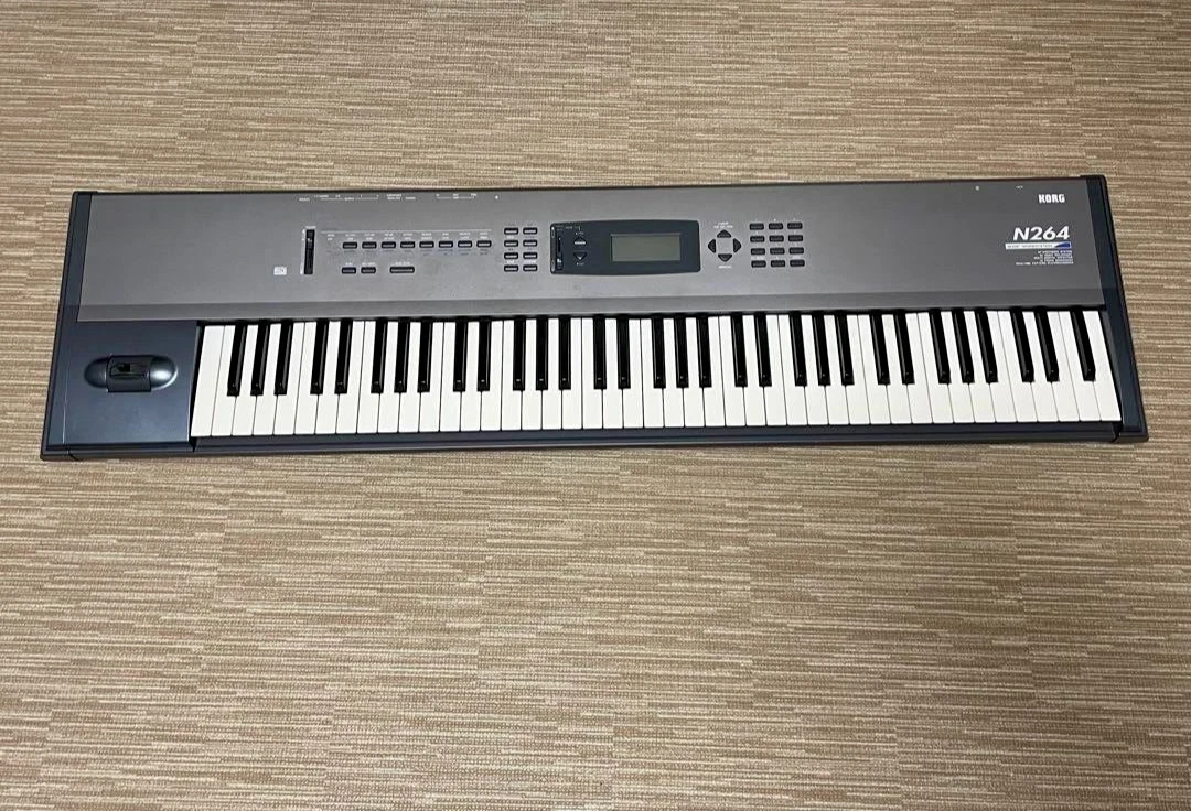 Korg N264 76 keyboard synthesizer keyboard instrument Music