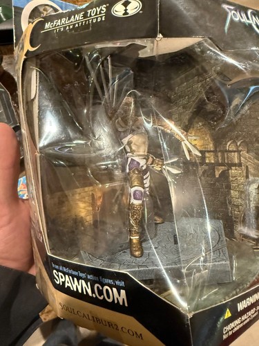 2003 McFarlane Soul Calibur II Voldo figure, brand new in box - Picture 5 of 14
