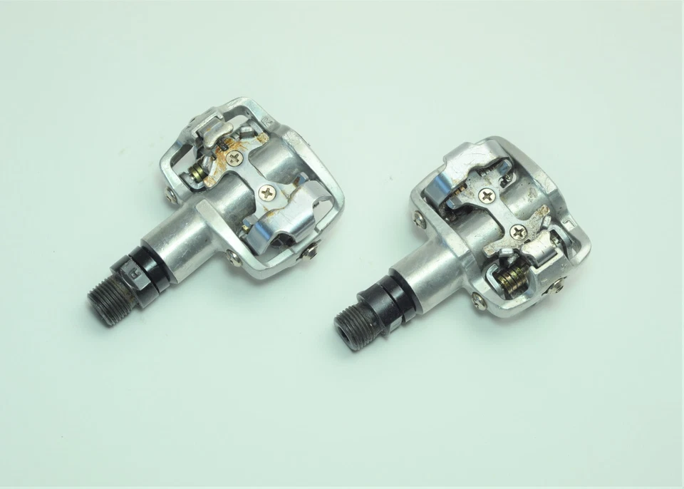 VINTAGE GT ALLOY DUAL SIDE CLIPLESS BICYCLE PEDALS 9/16 X 20 TPI  - Image 2 of 2