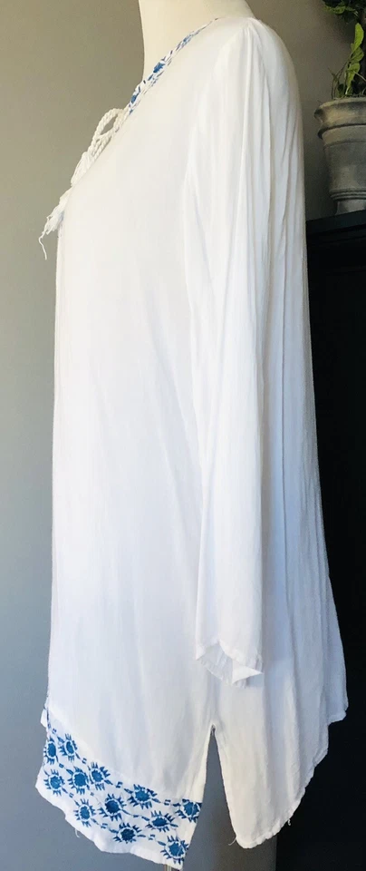 Blusa túnica RAVIYA para mujer L blanca azul bordado floral borlas playa Foto 3 de 4