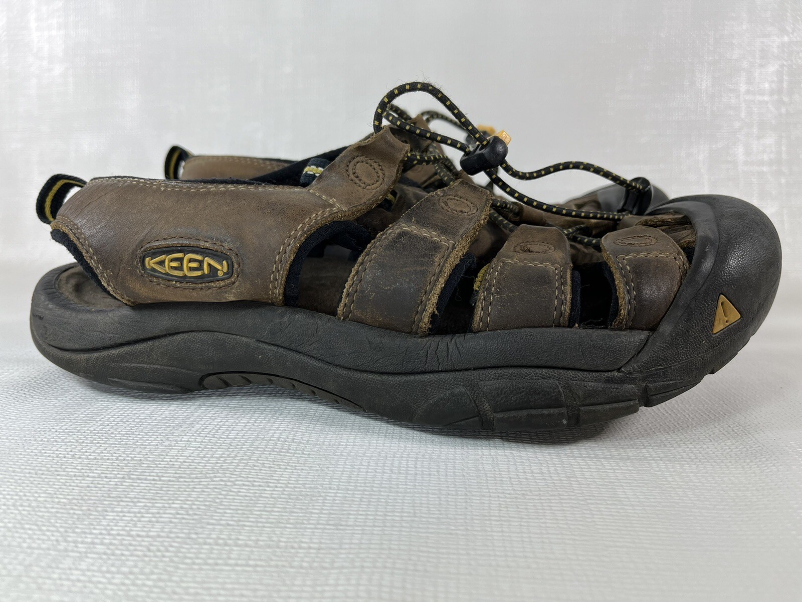 Sandali sportivi da pescatore Keen Newport in pelle impermeabili da passeggio taglia 10 5