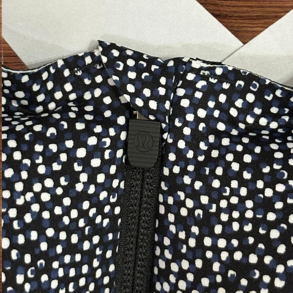 Nuevo con etiquetas Sujetador Lululemon Enlite Cremallera Frontal DBDM - Talla 34 DD Precio de venta sugerido por el fabricante $108 Foto 2 de 4