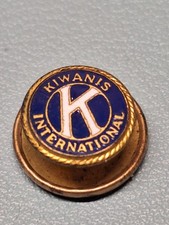 VINTAGE SMALL KIWANIS INTERNATIONAL  SCREWBACK  LAPEL PIN