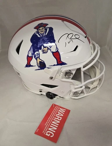 Tom Brady Signed NE Patriots Throwback Speed Flex Authentic Helmet Fanatics Auto