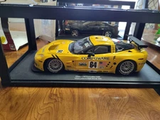 AUTOartCorvette C6R 24HRS Le Mans 2005 Magnussen Beretta Gavin #64 Damaged Box