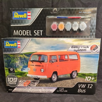Revell Germany 1/24 VW T2 Micro Bus (Snap) w/paint   RMG 67667 new in box 