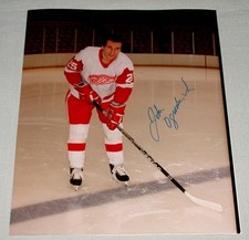 Original NHL John Ogrodnick  Detroit Red Wings  Signed Hockey Photo
