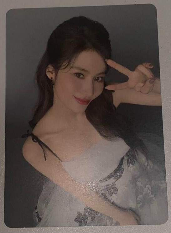 MISAMO SANA Masterpiece Lucky draw official photocard JAPAN
