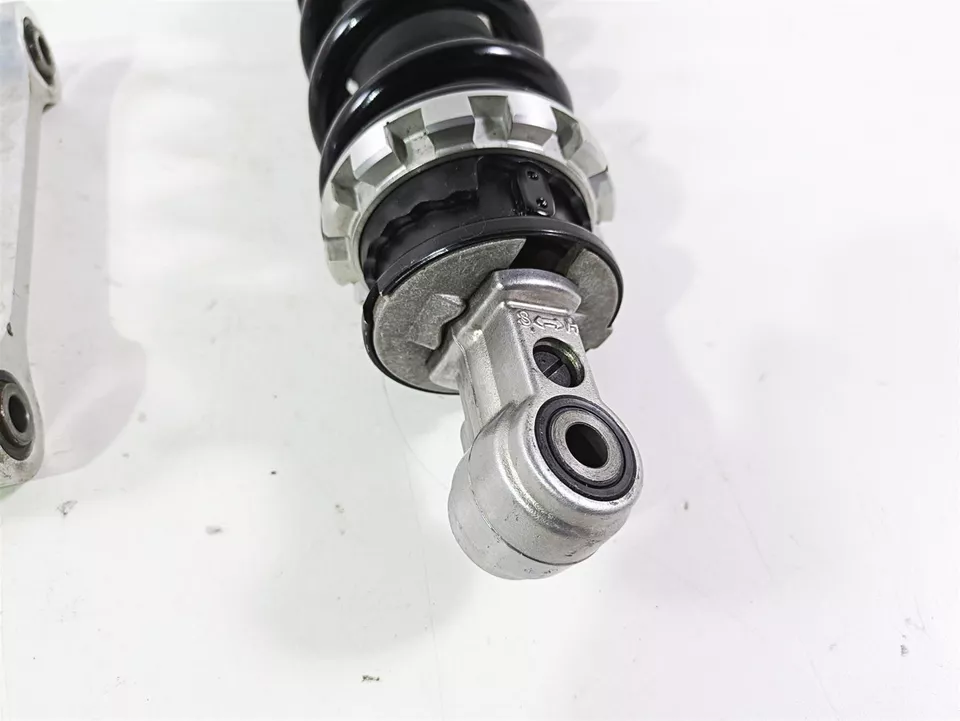 Amortiguador amortiguador suspensión trasera OEM Honda CBR600RR 2017 52400-MJC-305 Foto 3 de 4