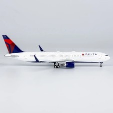 NG Model Boeing 767-300ER Delta N173DZ 1:400 Modellflugzeug