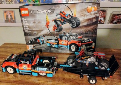 Lego Technic Technic 42106 2in1 Show Stunt Truck Both Sets---Retired Set