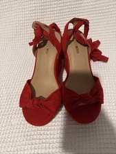 NWOT FASHION NOVA Wedge HEELS SANDAL/SHOES RED/SIZE 8
